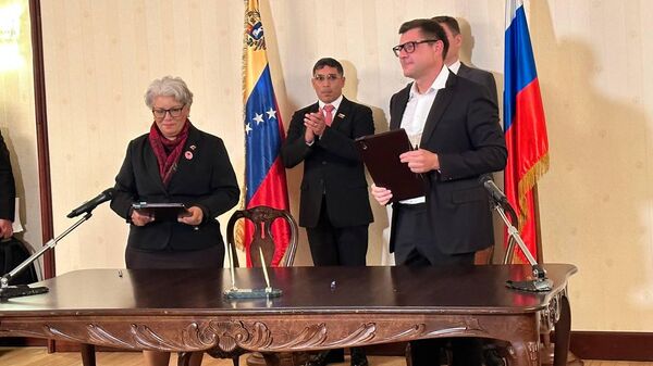 Sputnik подписал первый документ со СМИ Венесуэлы