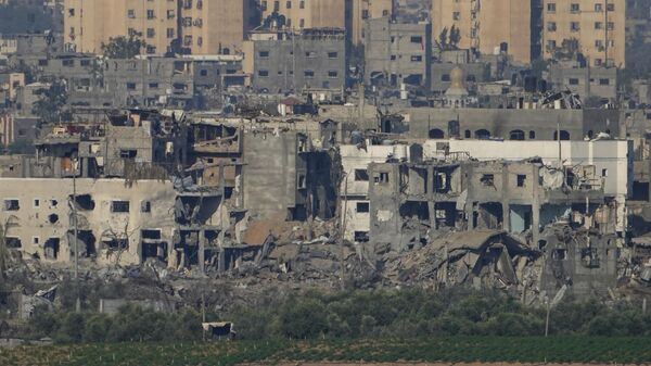 Разрушенные после израильских ударов дома на севере сектора Газа