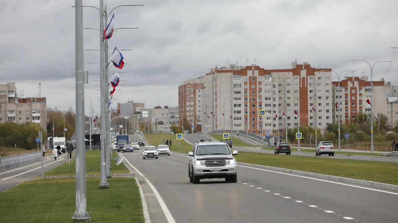 Запущено движение по обновленному участку трассы Вологда-Череповец - РИА  Новости, 24.10.2023