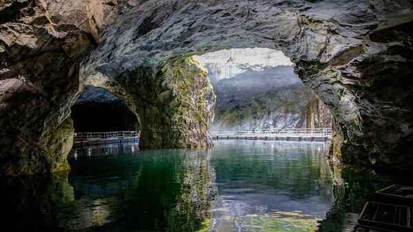 Пещера Подземная Рускеала