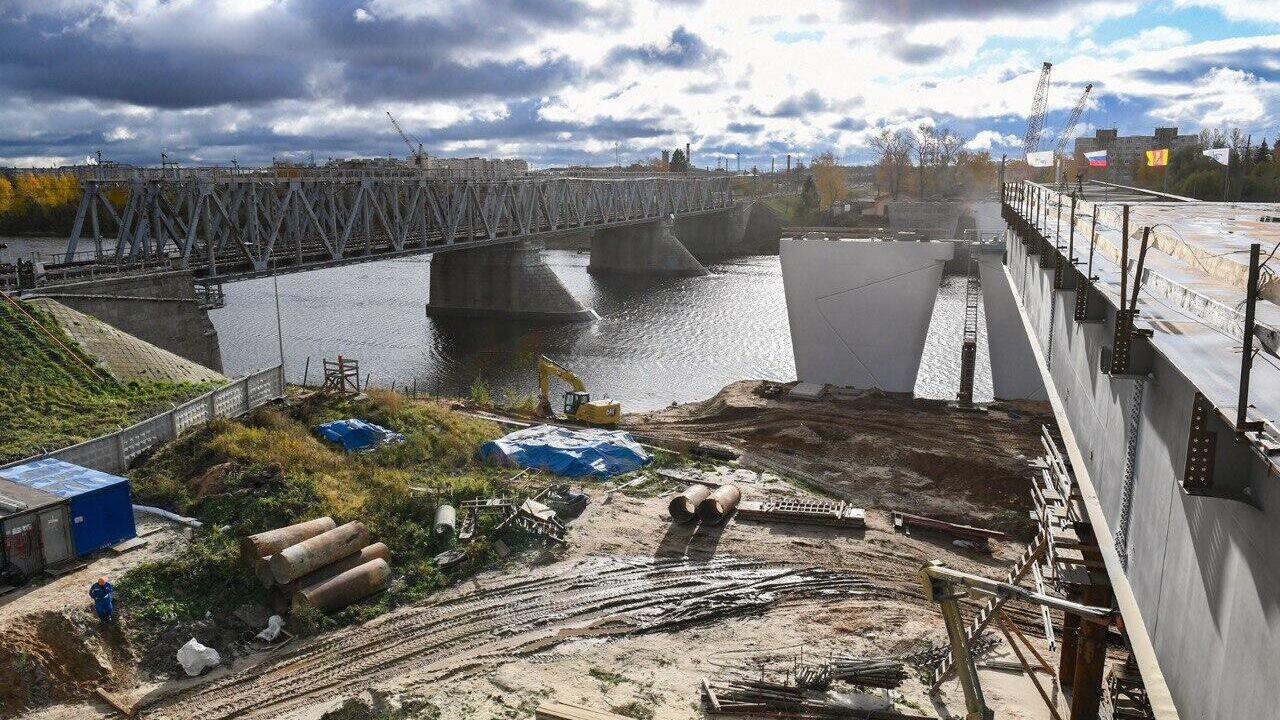 В Твери завершено сооружение опор Западного моста - РИА Новости, 18.10.2023