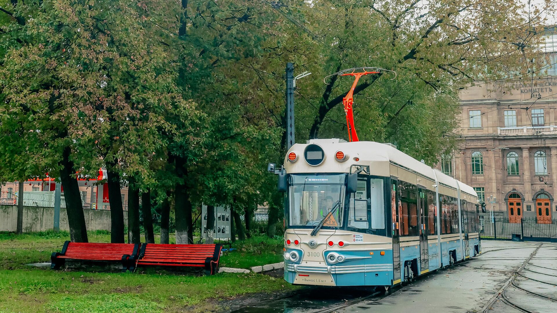 Новый низкопольный трамвай, созданный в ретростиле - РИА Новости, 1920, 18.10.2023