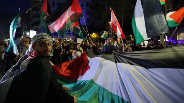 Митинг в поддержку Палестины в Барселоне