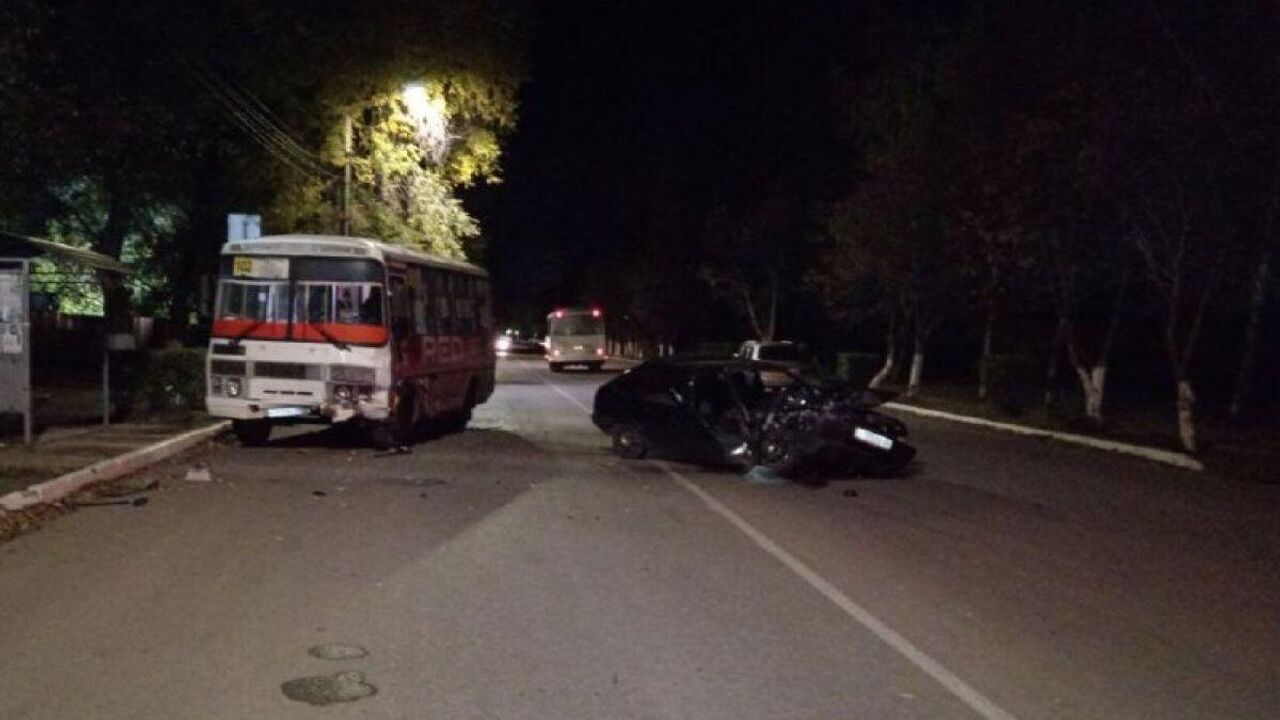 Под Воронежем произошло ДТП с автобусом и легковушкой - РИА Новости,  19.10.2023