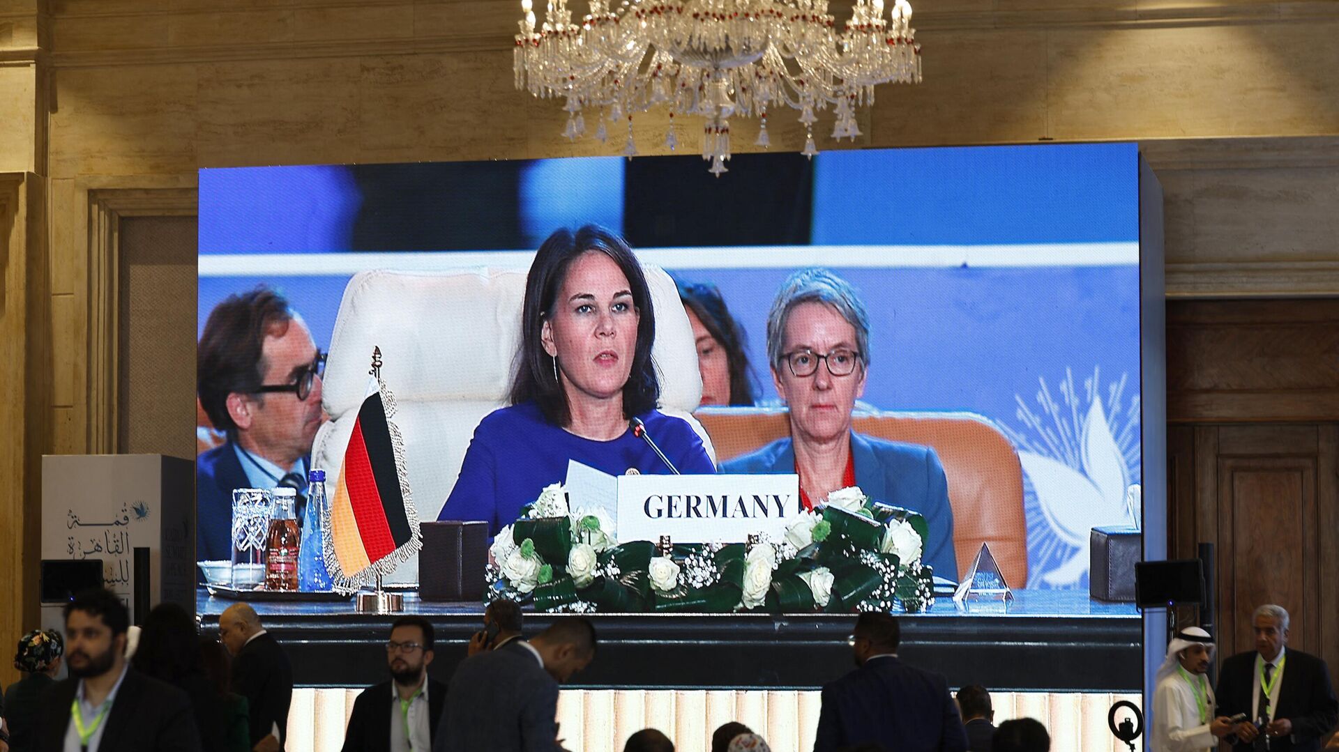 Министр иностранных дел Германии Анналена Бербок во время выступления на Международном саммите мира, организованном президентом Египта в Каире. 21 октября 2023 - РИА Новости, 1920, 21.10.2023
