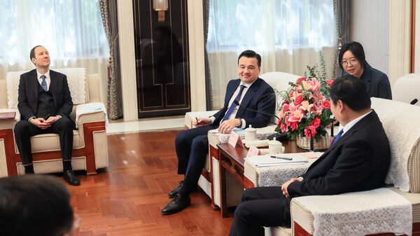Андрей Воробьев с партнёрами из КНР