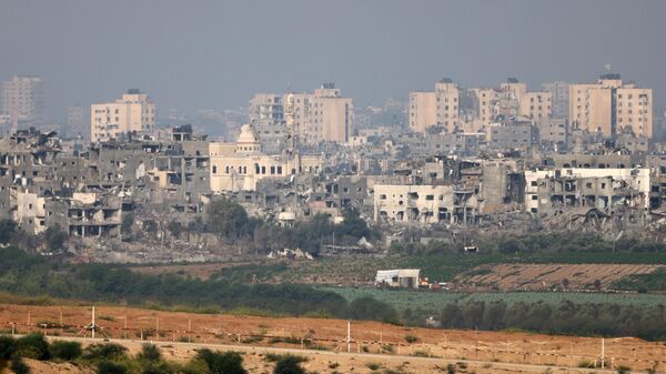 Вид на разрушенную часть сектора Газа с израильской стороны