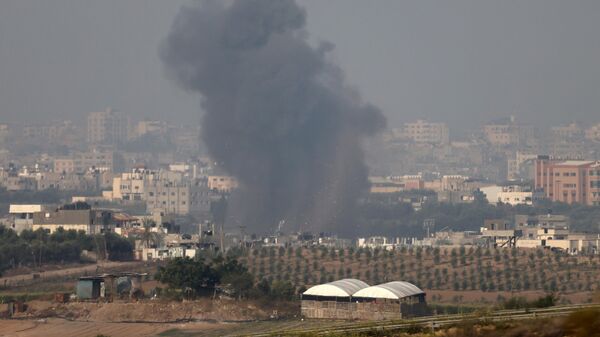 Вид на бомбардировку сектора Газа с израильской стороны