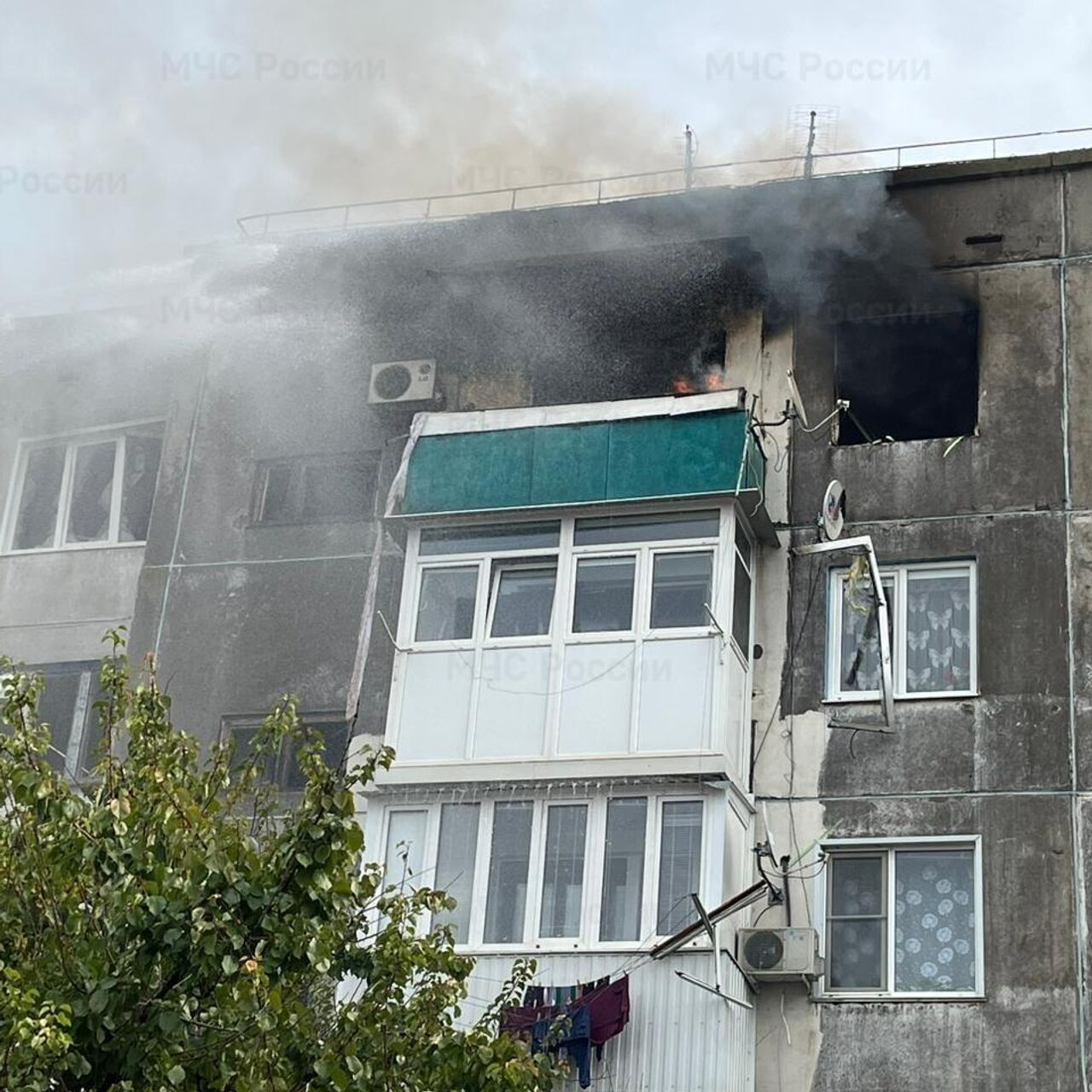 В Волгоградской области потушили пожар в пятиэтажке - РИА Новости,  23.10.2023