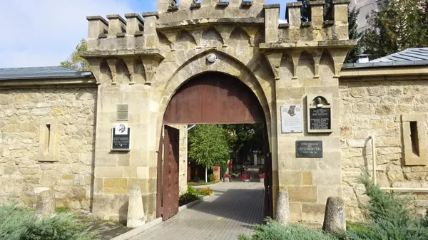 Кисловодская крепость, ворота