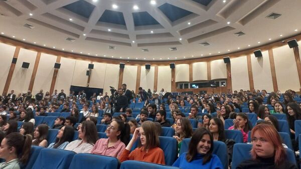 Ассамблея молодых журналистов У подножия Арарата в Ереване
