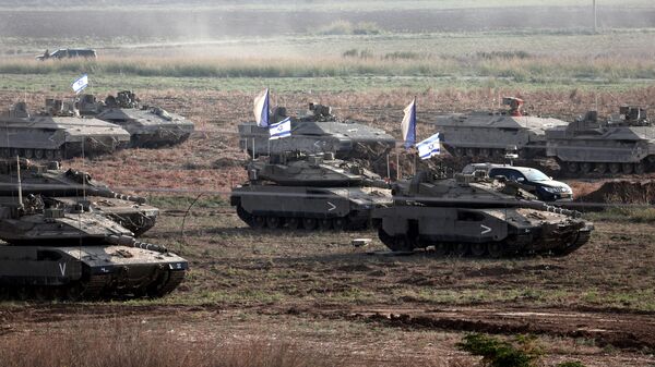 Военная техника израильской армии на юге страны