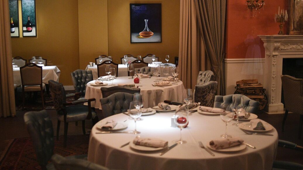 Исследование показало, сколько денег тратят россияне в ресторанах