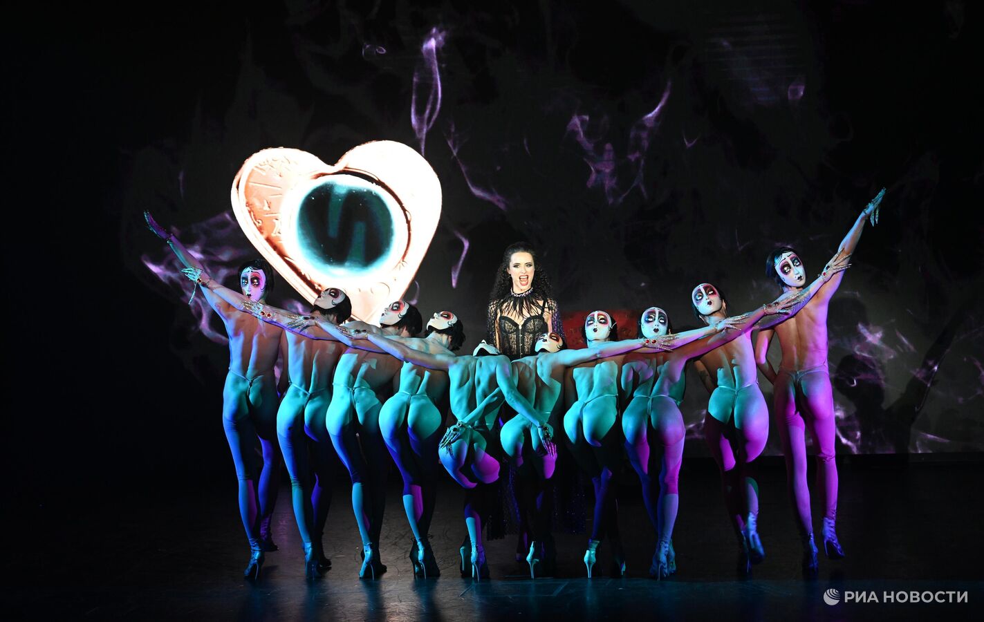 Театр табу. Театр crave дресс код. Сцет на спектакль crave Theatre. Театр crave афиша 2023.