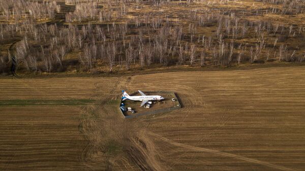 Самолет авиакомпании Уральские авиалинии, совершивший аварийную посадку 12 сентября 2023 года на грунт в Убинском районе Новосибирской области
