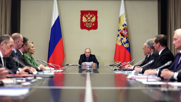 Президент РФ Владимир Путин проводит совещание с членами Совета безопасности РФ, правительства РФ и руководством силовых ведомств. 30 октября 2023