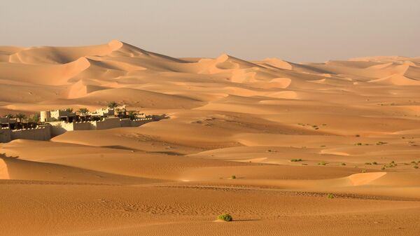 Пустыня в Абу-Даби, ОАЭ