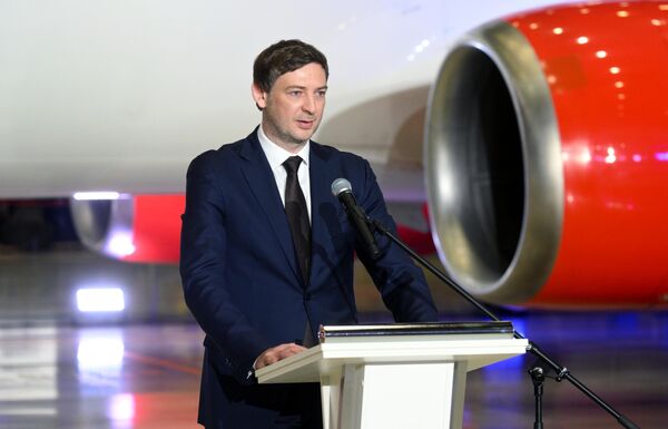 Генеральный директор ПАО Аэрофлот Сергей Александровский выступает на презентации самолёта Boeing 737-900 авиакомпании Россия,  названного в честь Гавриила Державина