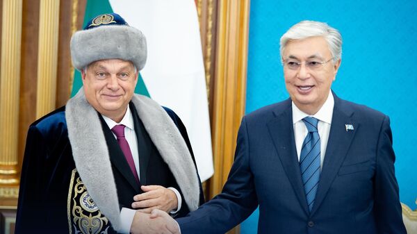 Премьер-министр Венгрии Виктор Орбан и президент Казахстана Касым-Жомарт Токаев в Казахстане
