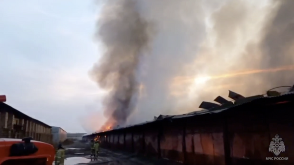 Пожар на складе с сельхозпродукцией в Ейском районе. 3 ноября 2023