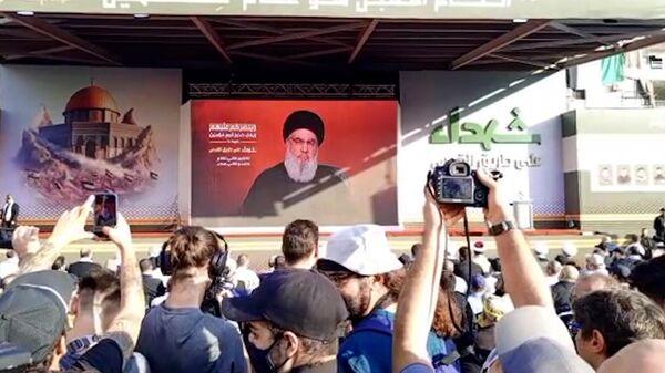 Трансляция выступления лидера Хезболлах на улицах Ливана
