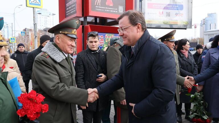 Парад в память о событиях ВОВ вновь прошел в Самаре