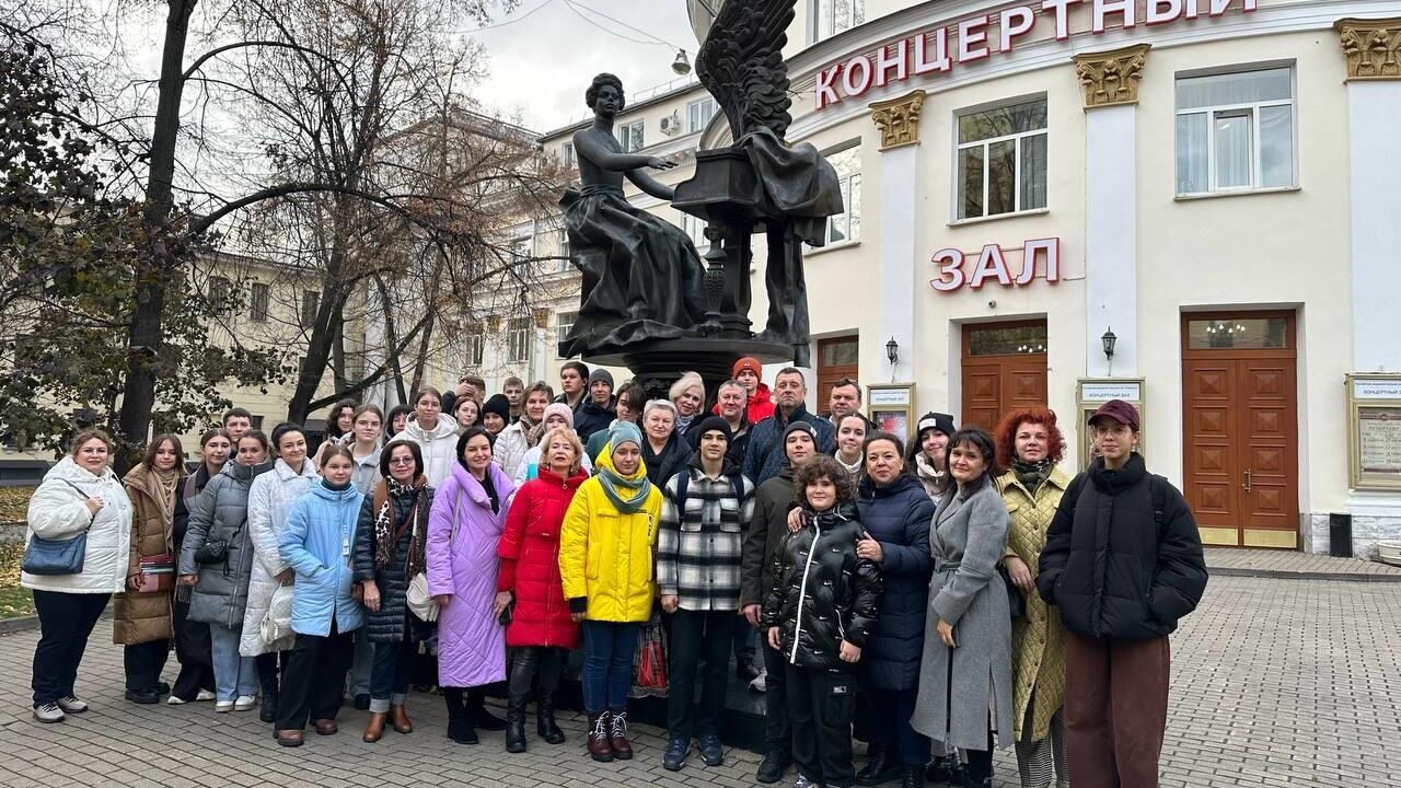 Педагоги и ученики ямальских школ искусств пройдут обучение в Российской академии музыки имени Гнесиных в Москве - РИА Новости, 1920, 08.11.2023