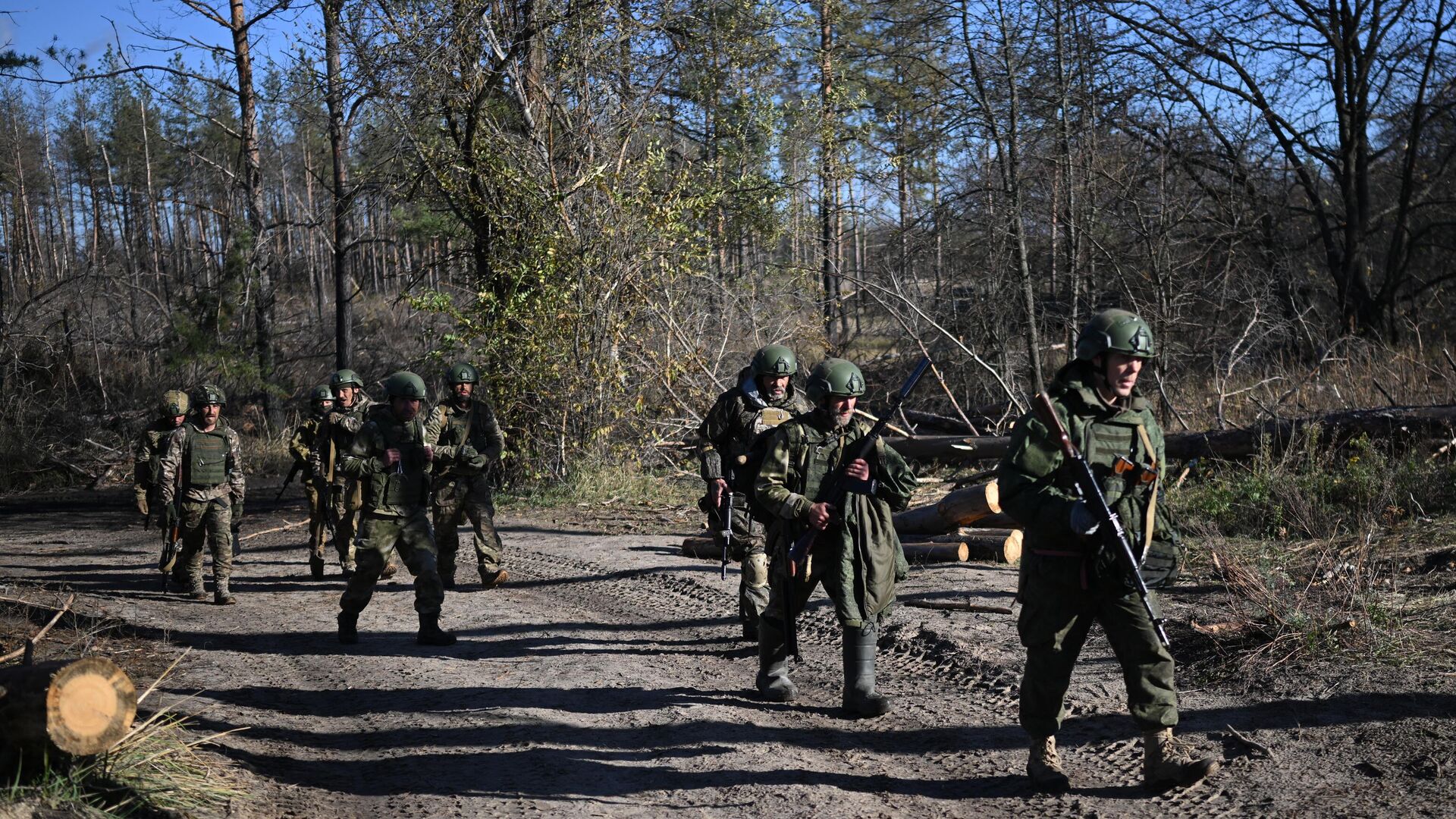 Военнослужащие ВС РФ в зоне СВО0