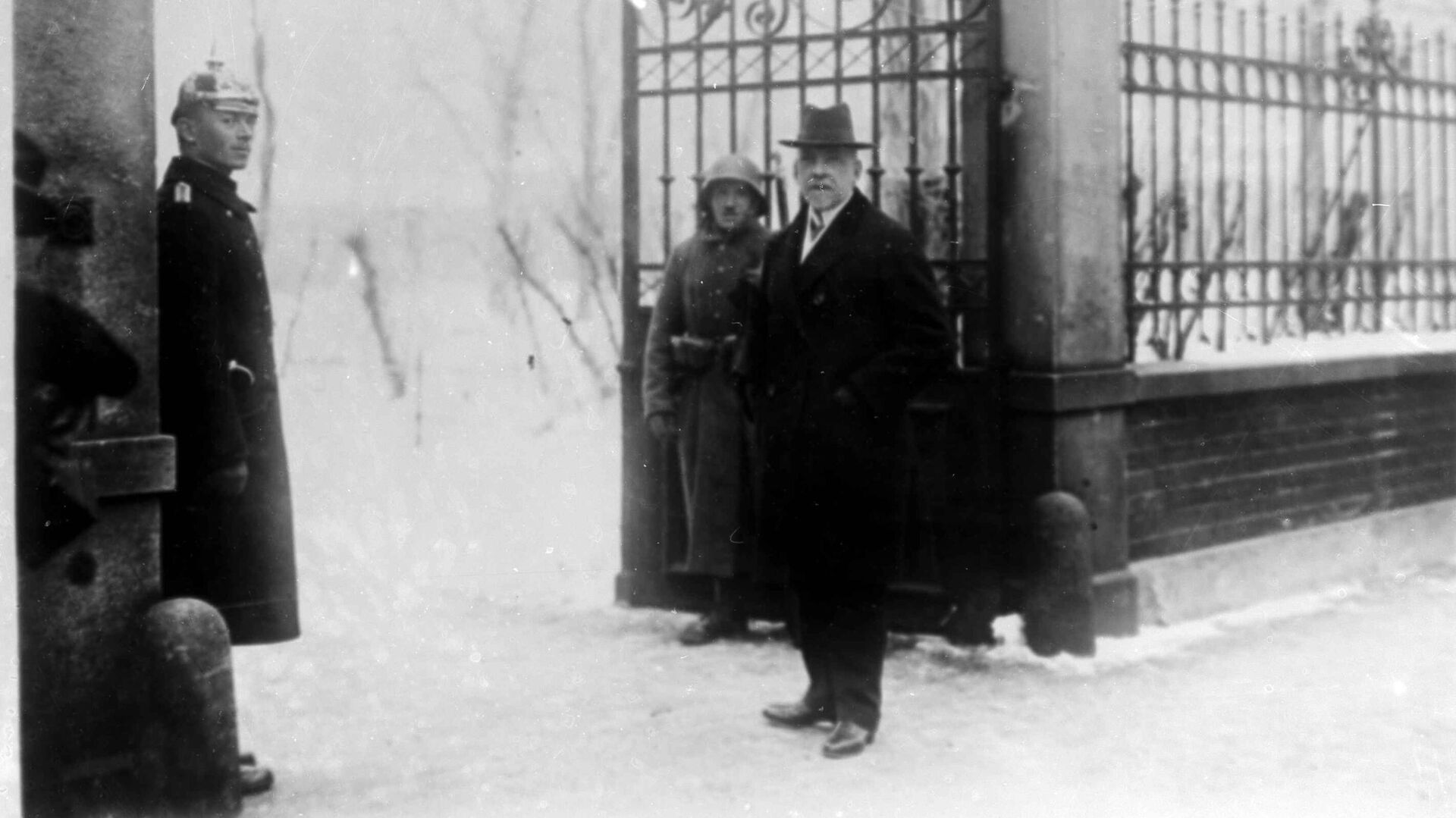 Судья Георг Найтхардт перед заседанием суда над Адольфом Гитлером по делу о пивном путче. Март 1924 года - РИА Новости, 1920, 09.11.2023