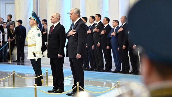 Владимир Путин и президент Республики Казахстан Касым-Жомарт Токаев во время встречи