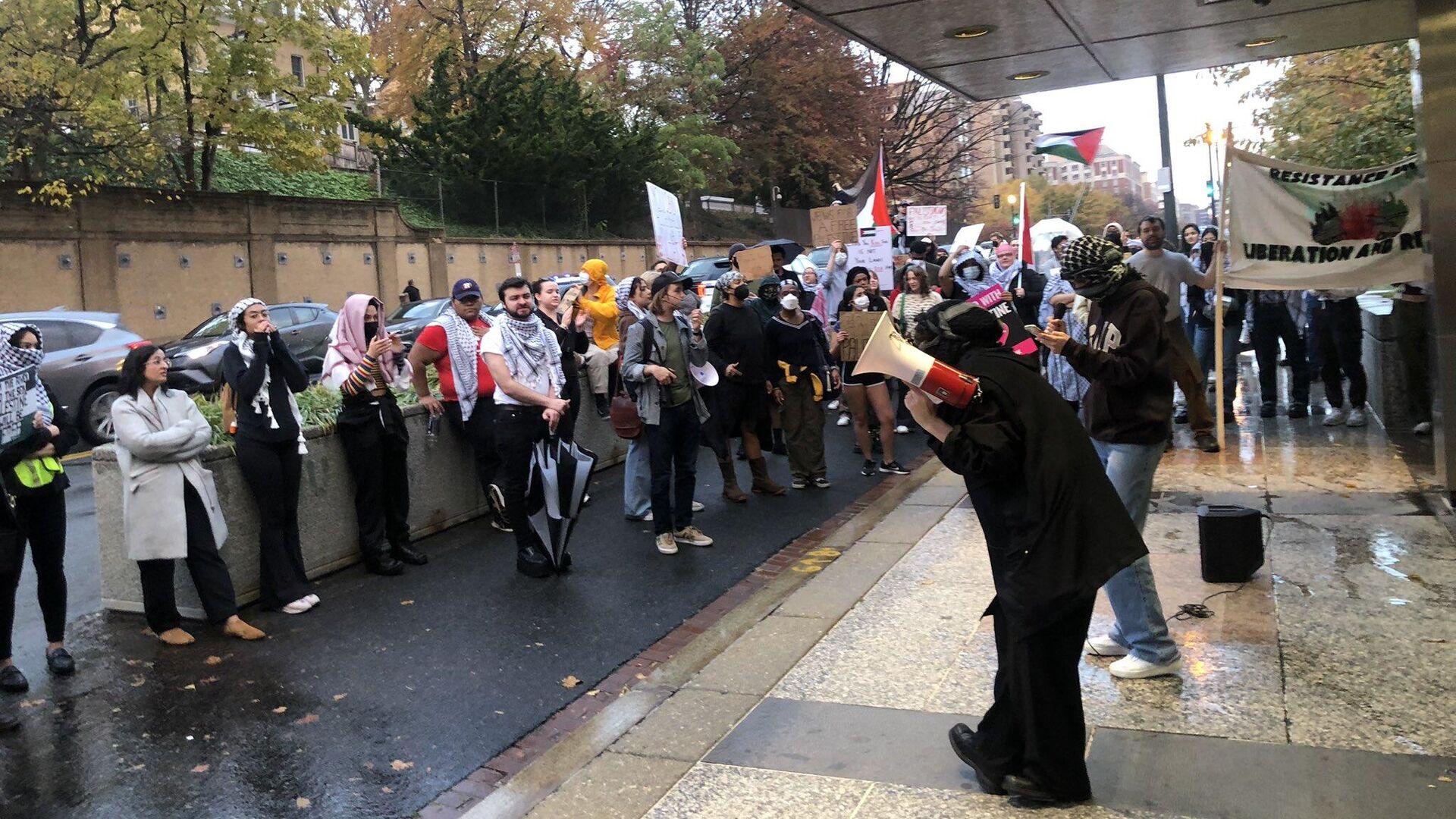 Пропалестинский митинг возле здания Госдепартамента США в Вашингтоне. 10 ноября 2023 - РИА Новости, 1920, 10.11.2023