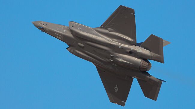 Самолет F-35