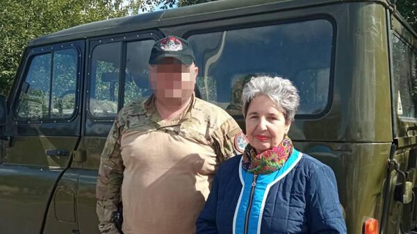 Командир полка, Татьяна Никифоровна Шаталова и подаренный автомобиль УАЗ