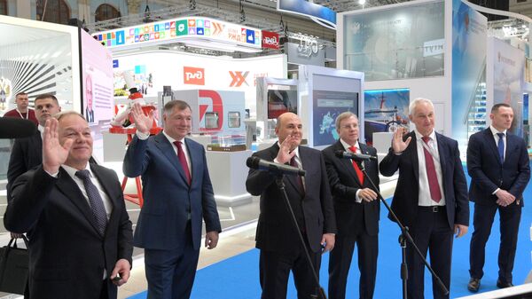 Церемония открытия участков автодорог в Татарстане, Дагестане, Свердловской и Мурманской областях