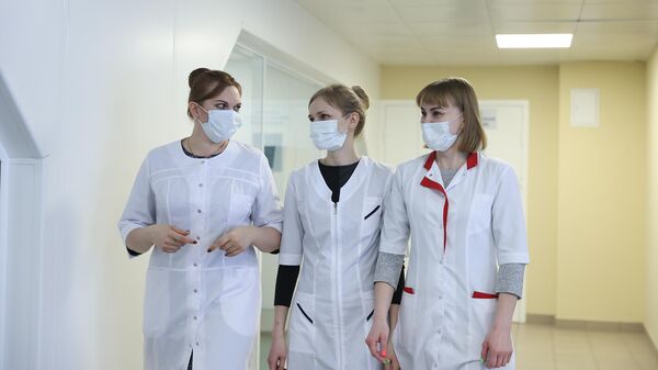 Медицинские работники городской больницы Королева
