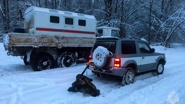 Сотрудники МЧС спасли трех рыбаков в Красноармейском районе Приморья