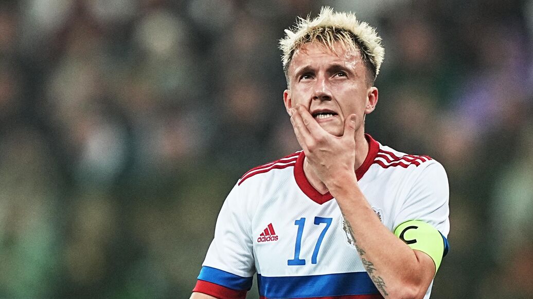 Карпин назвал состав сборной России на матч с перуанцами