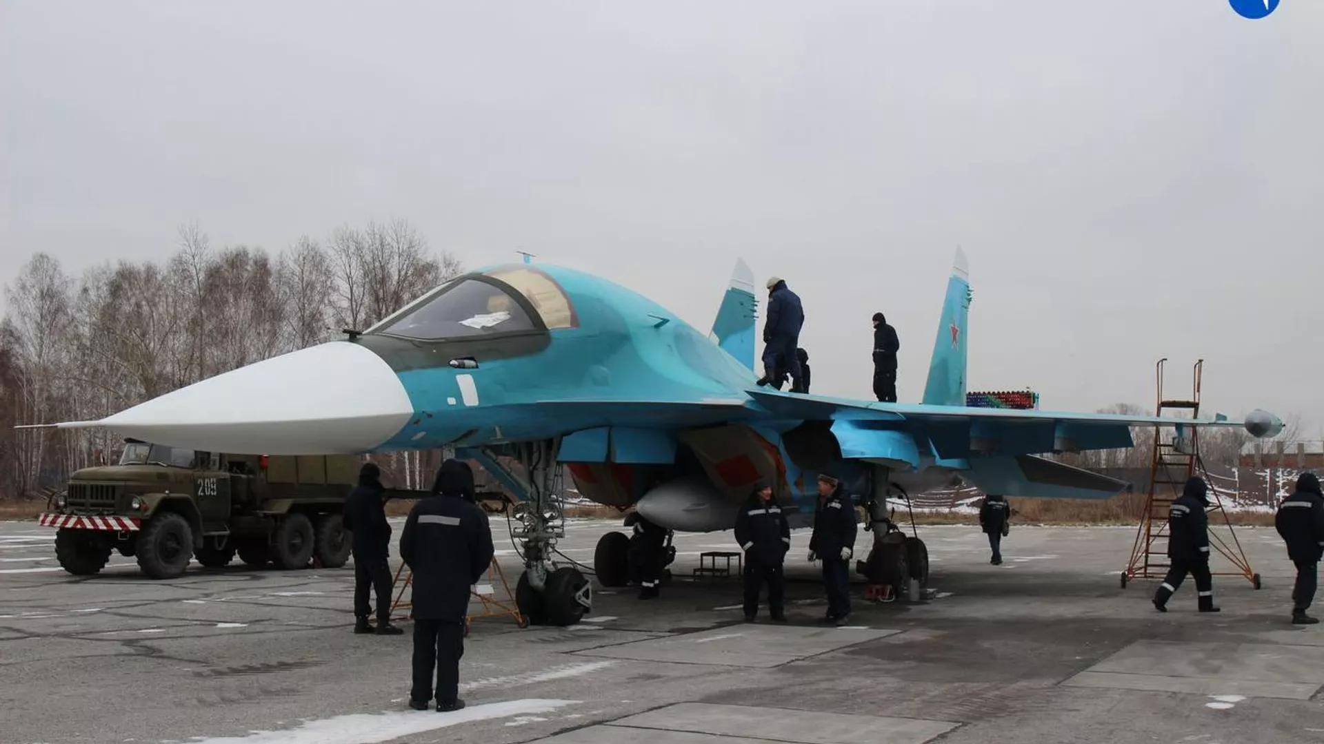 Không quân Nga tiếp nhận thêm cường kích - ném bom Su-34