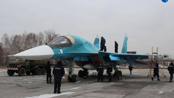 Новый фронтовой бомбардировщик Су-34, переданный Минобороны России в рамках исполнения гособоронзаказа