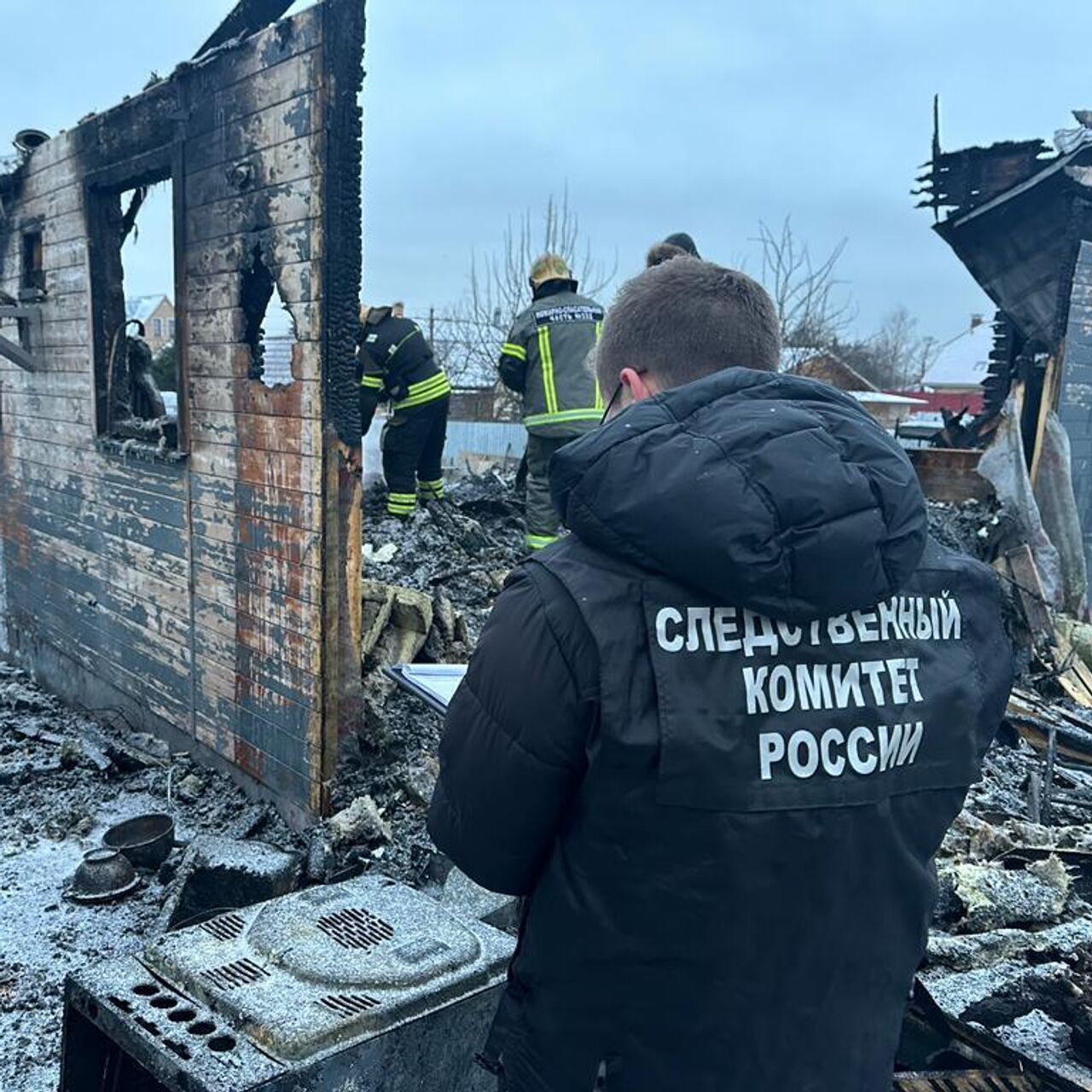 В Подмосковье при пожаре в доме погибли двое детей, их отец и дедушка - РИА  Новости, 22.11.2023