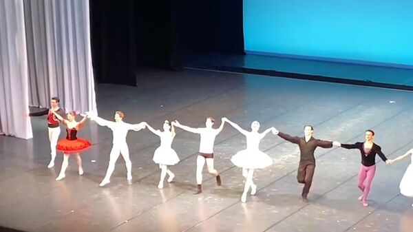 Овации российским артистам балета в Токио