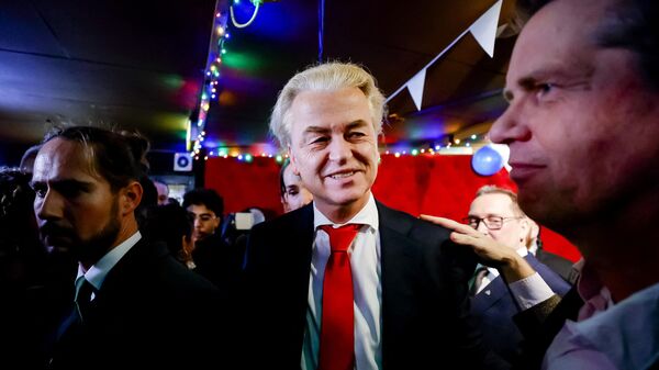 Лидер крайне правой Партии свободы (PVV) Герт Вилдерс после объявления результатов выборов в Палату представителей Нидерландов
