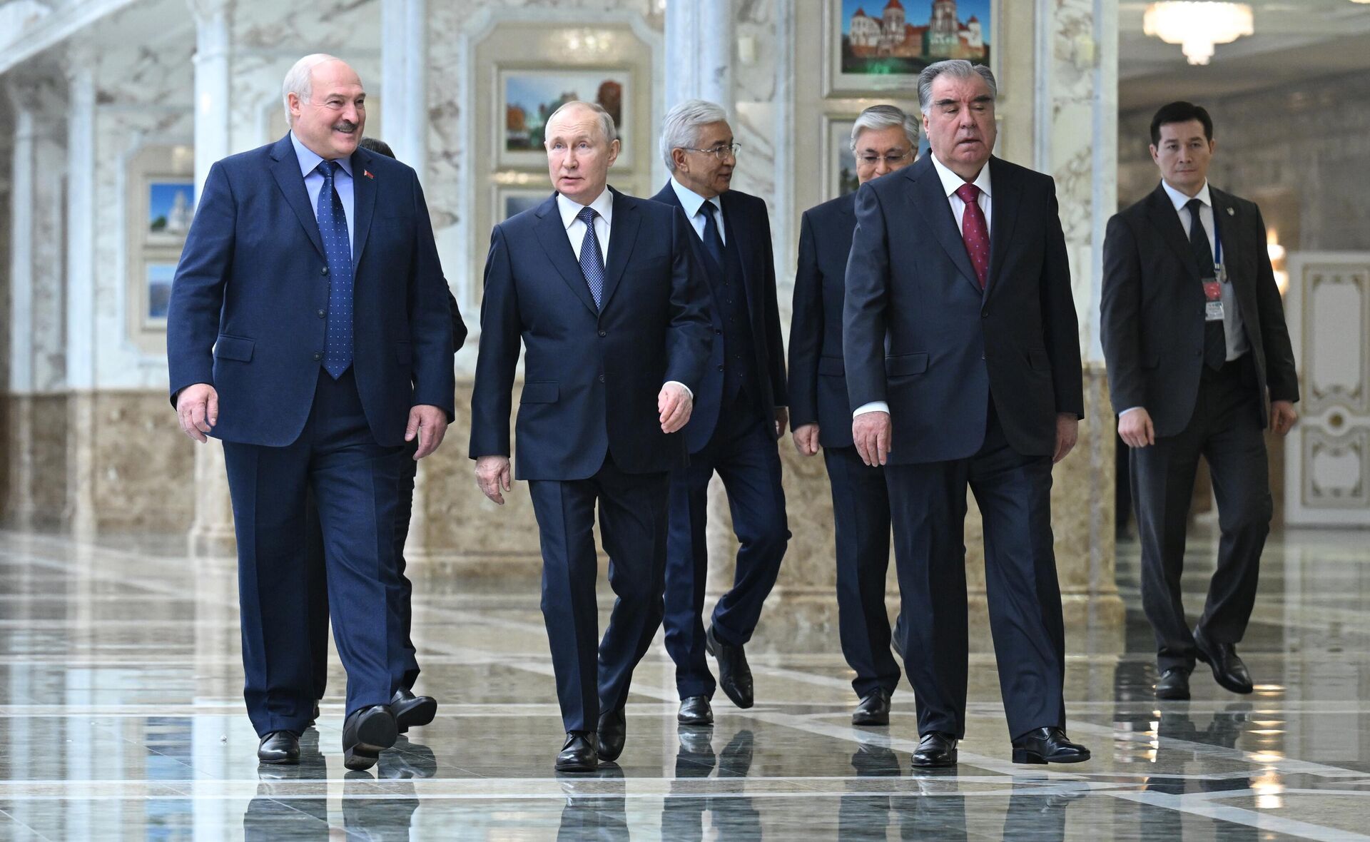 Лидеры стран ОДКБ подписали в Минске декларацию и несколько документов