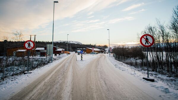 Пункт пропуска Стурскуг на российско-норвежской границе