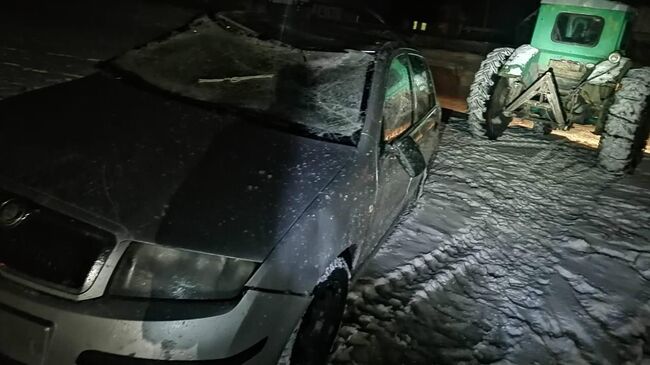 На месте падения с моста автомобиля с детьми в Белорецком районе Башкирии