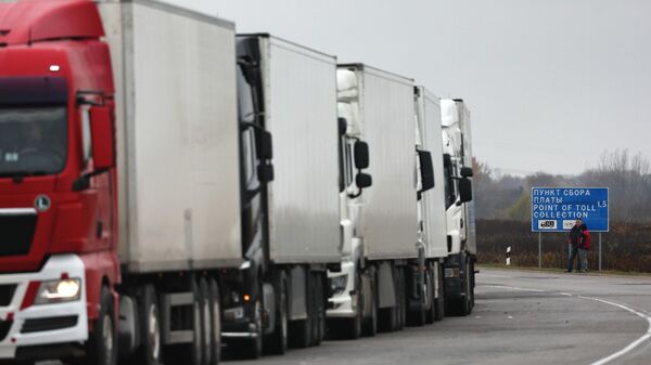 Очереди из грузовиков у российско-литовской границы