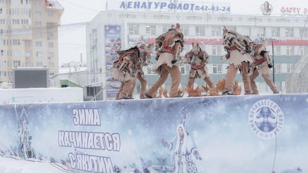 Открытие Международного конкурса ледовых и снежных скульптур в Якутске. 27 ноября 2023