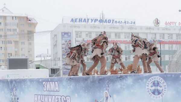 Открытие Международного конкурса ледовых и снежных скульптур в Якутске. 27 ноября 2023