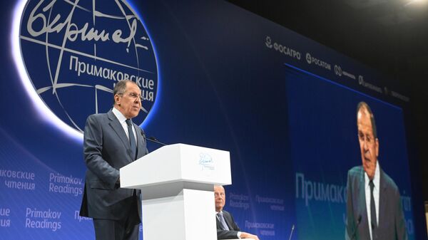 Министр иностранных дел РФ Сергей Лавров выступает на IX Международном научно-экспертном форуме Примаковские чтения