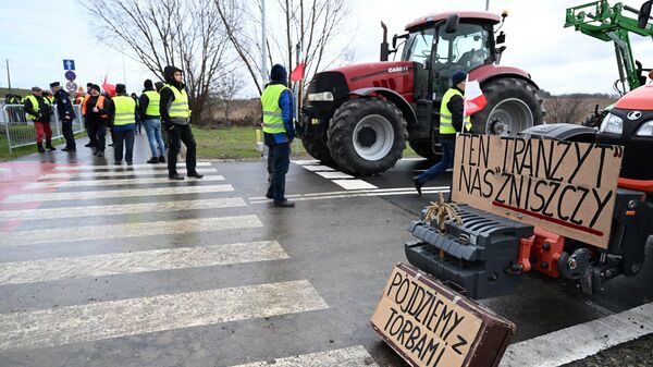 Польские фермеры готовятся к блокаде погранперехода в Медице на Подкарпатье